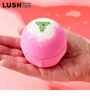 LUSH スイートプディング バスボム クリスマス 限定 2025 入浴剤 プチギフト プレゼント アーモンドオイル 人気 かわいい ヴィーガン コスメ ラッシュ 公式