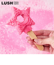 LUSH スノーフェアリーワンド バブルバー クリスマス 限定 2025 泡風呂 入浴剤 ライム シャボン玉 かわいい  ヴィーガン コスメ ラッシュ 公式