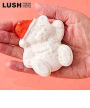 LUSH バターベア バスボム クリスマス 限定 2025 入浴剤 プチギフト プレゼント イランイラン カカオバター 人気 かわいい ヴィーガン コスメ ラッシュ 公式