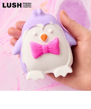 LUSH ペンギン ボム バスボム クリスマス 限定 2025 入浴剤 プチギフト プレゼント シトラス ペンギン 人気 かわいい ヴィーガン コスメ ラッシュ 公式