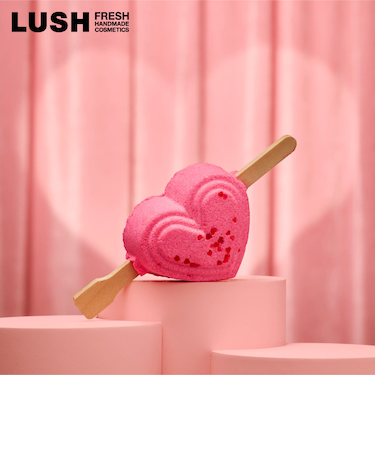 LUSH ビーマイバレンタイン バブルバー 入浴剤 バレンタイン 2026 限定 泡風呂 オーガニック ヴィーガン ハート かわいい コスメ ラッシュ 公式