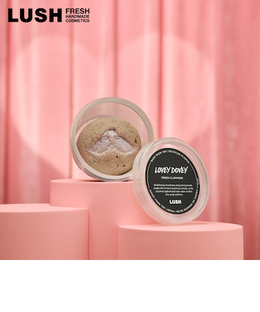 LUSH ラビードビー 洗顔料 バレンタイン 限定 2026 スキンケア かわいい 人気 ヴィーガン コスメ ラッシュ 公式