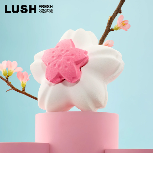 LUSH ハナミ ボム バスボム 入浴剤 ホワイトデー 2026 限定 桜 サクラ イランイラン シーソルト 保湿 かわいい 手作り 自然派 コスメ ラッシュ 公式