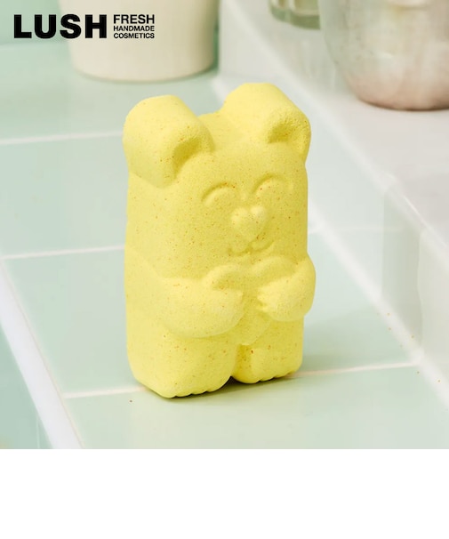 LUSH ママベア バスボム 母の日 2026 限定 入浴剤 ハチミツ ベルガモット ヴィーガン 自然派 コスメ ラッシュ 公式