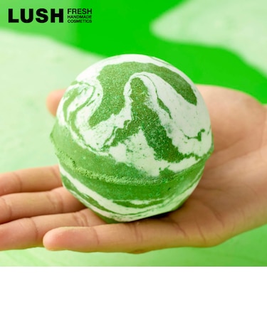 LUSH コールド ボム バスボム 入浴剤 スキンケア ボディケア レモングラス ミント ヴィーガン 自然派 コスメ ラッシュ 公式