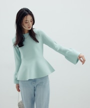 ベルスリーブペプラムニット