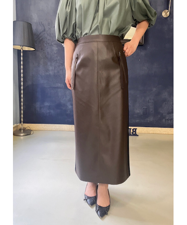 レザーライクドッキングスカート