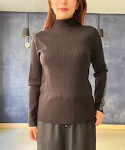 ラメライン入りリブニット