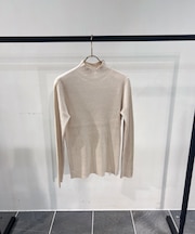 ラメライン入りリブニット