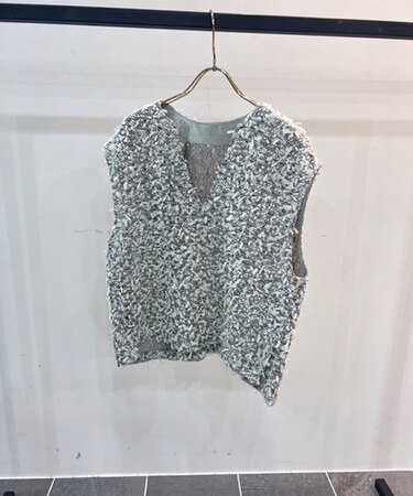 カラミツイードスリットネックベスト