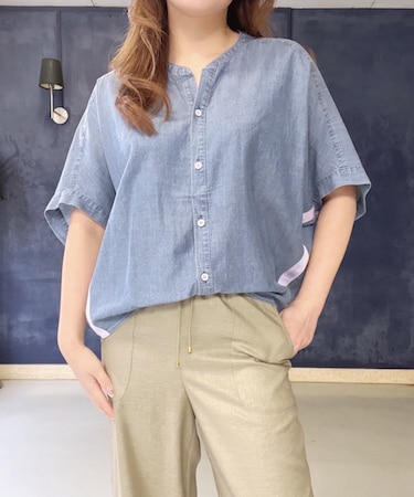 ライン入りデニムライクシャツ