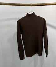 ラメライン入りリブニット