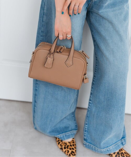 mica della valle / ミカデラヴァッレ Monica｜スピックアンドスパンの