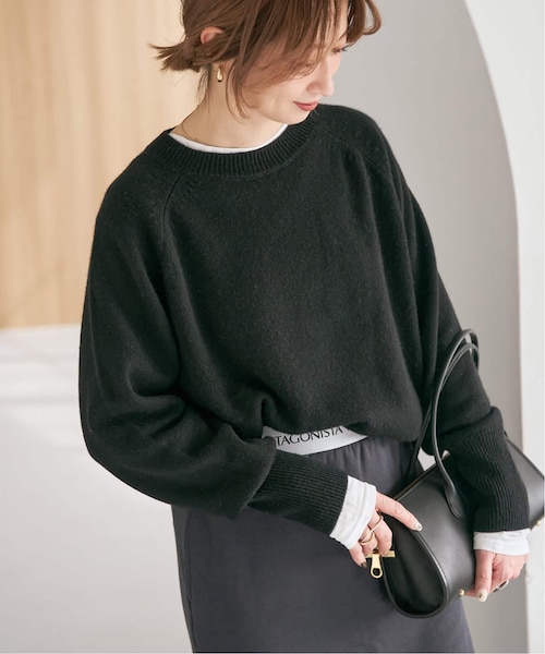 WEB限定カラー有り》ウールカシミヤ ラグランクルーネックニット