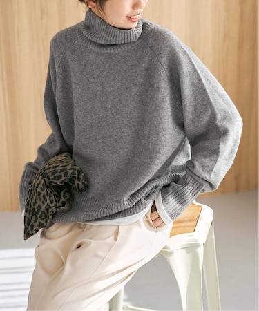 《WEB限定カラー有り》ウールカシミヤ ラグランタートルニット