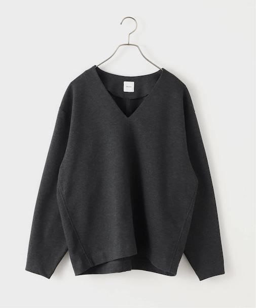 《一部店舗+WEB限定》深Vネックコクーンプルオーバー