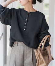 《WEB限定カラー有り / 追加3》メタルボタンヘンリーネックニット