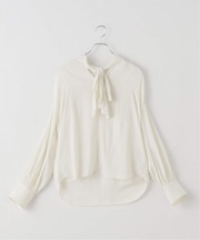 ボウタイブラウス