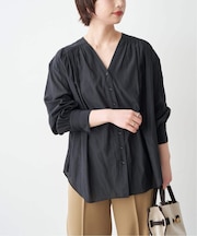 シルキーローンギャザーブラウス