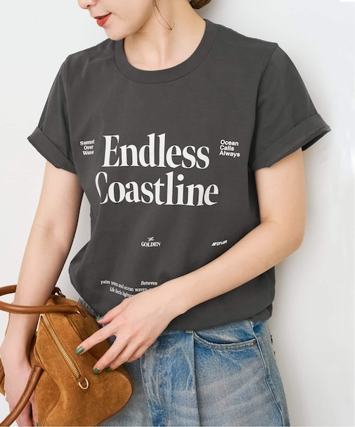 コンパクトロゴTシャツ