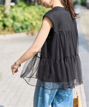 《一部店舗+WEB限定》ドットチュールティアードTシャツ