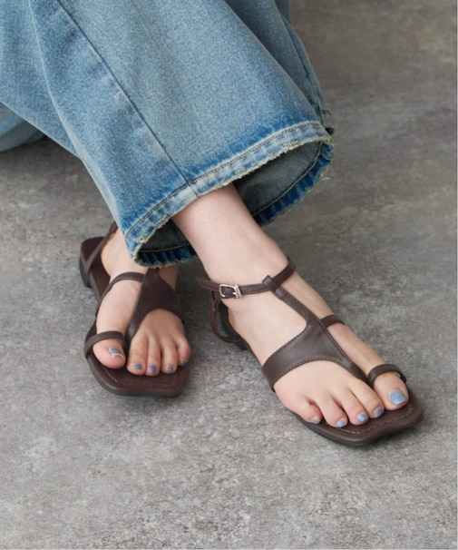 Paes/ぺイズ Square Panel Sandal