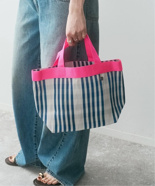 ne Quittez pas / ヌキテパ Multi Stripe Mesh Small Bag