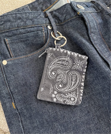 JUST PICK IT ! BANDANA CHARM