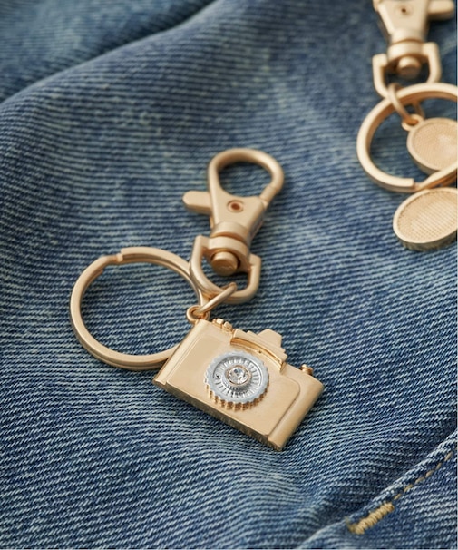 MALUS / マリュス Metal key charm