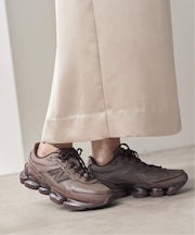 NEW BALANCE / ニューバランス Abzorb 2000