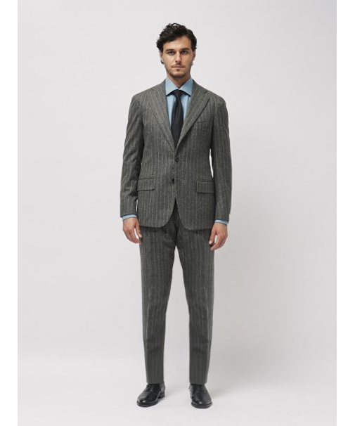 チョークストライプ 段返り3つボタンスーツ