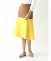 バイカラーフレアスカート