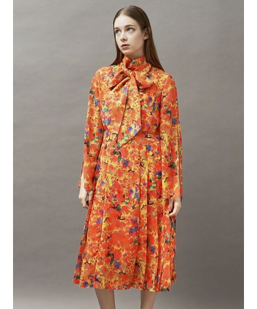 フラワー柄 ボウタイロングワンピース