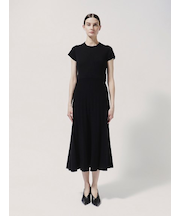 ロングプリーツワンピース