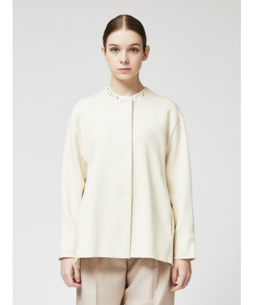 比翼ノーカラージャケット