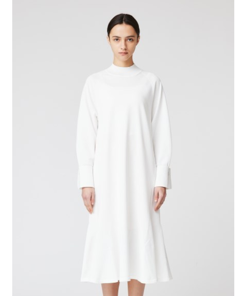 ハイネックニットワンピース