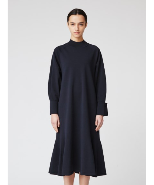 ハイネックニットワンピース