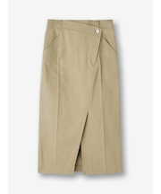 チノ ラップ風スカート