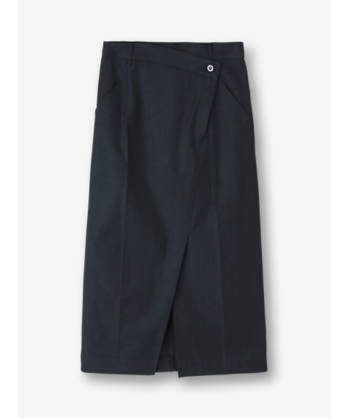 チノ ラップ風スカート