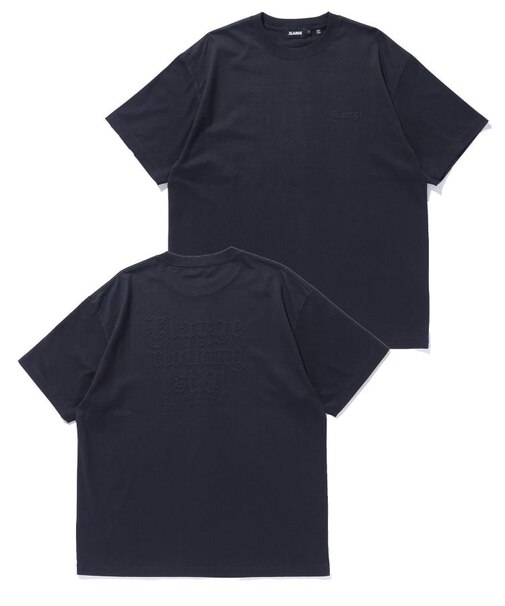 EMBOSSED OLD ENGLISH S/S TEE