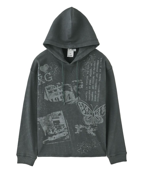 COLLAGE GRAPHIC HOODED TOP