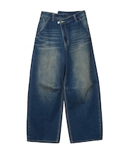 EMBLEM POCKET ASYMMETRIC WAIST DENIM PANTS