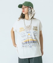 BLOWN AWAY PRINT TEE