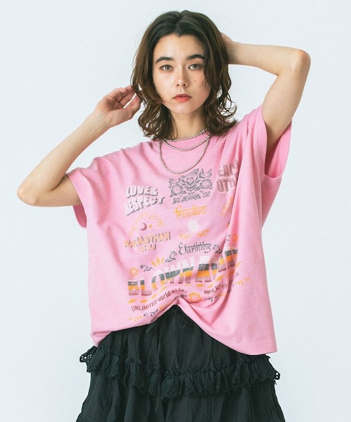 BLOWN AWAY PRINT TEE