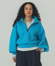 VOLUME SLEEVE ZIP UP TOP