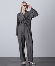 ＴＡＩＬＲＥＤ ＣＯＬＬＡＲ ＪＵＭＰ ＳＵＩＴ
