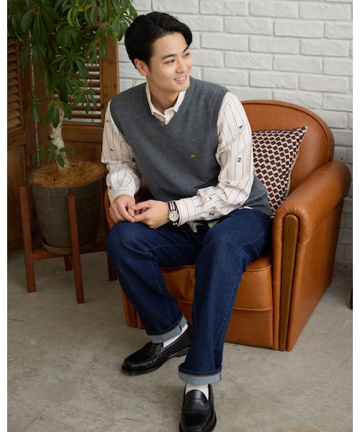 無地Vネックベスト