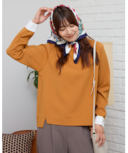 ボトルネックプルオーバー