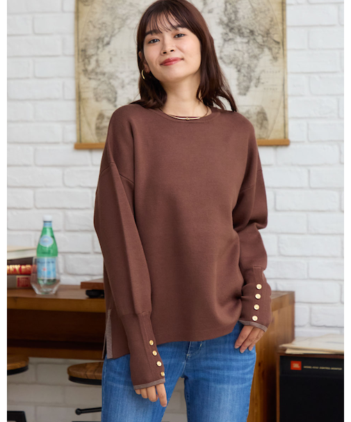 袖口ボーダークルーネックニット