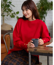 袖口ボーダークルーネックニット